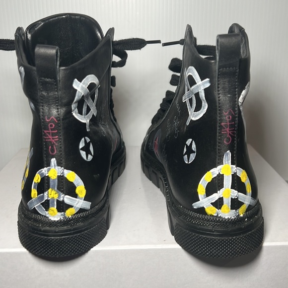 Blk Graffiti High Tops B2 Womens sz 10 - Picture 6 of 11